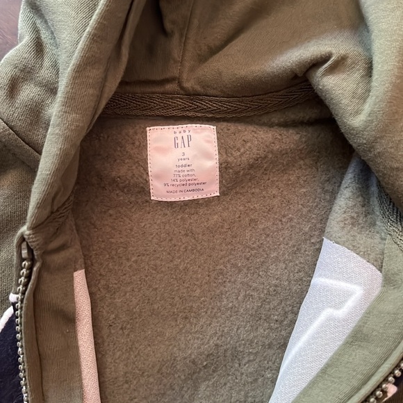 Gap hooded sweatshirt NWT 3T - Picture 4 of 5